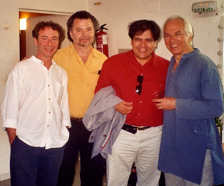 Córdoba 2003 con John Williams, Costas Costiolis, Manuel Barrueco y Jorge Orozco Córdoba 2003 con John Williams, Costas Costiolis, Manuel Barrueco y Jorge Orozco