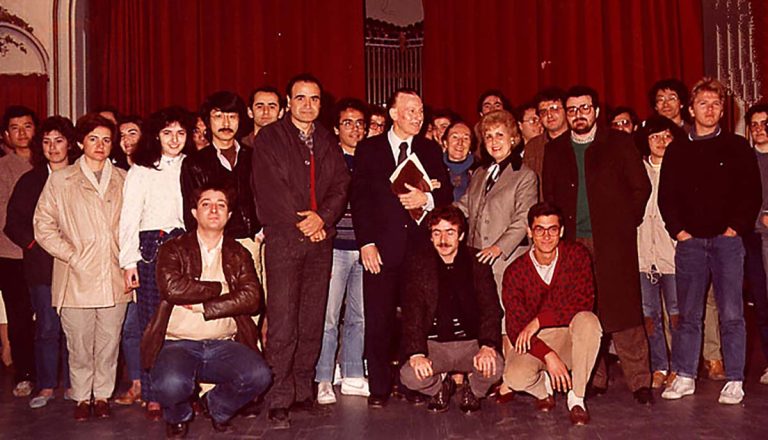 Curso de Abel Carlevaro Curso de Abel Carlevaro en el Salón de actos del Conservatorio Profesional de Música de Valencia, 1985.