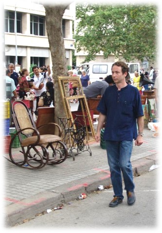 Jorge Orozco en el rastro de Valencia